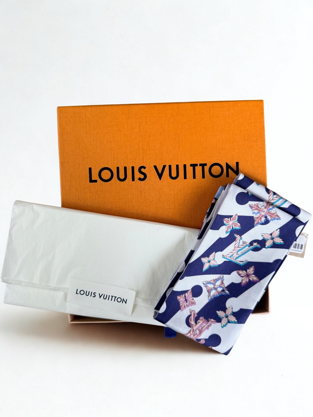 Louis Vuitton "Into Louis" Silk Bandeau – Bleu Gris – NIB/NWT - Picture 7 of 7